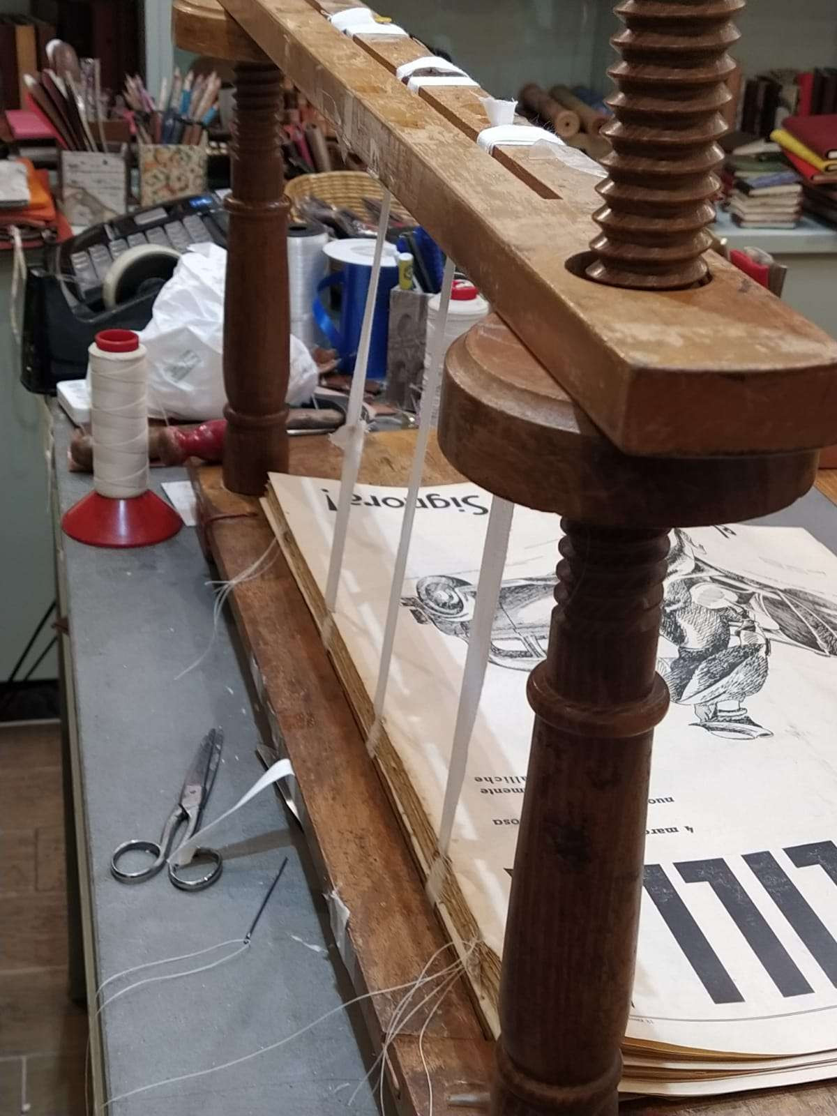 cucitura-telaio-su-fettuccia